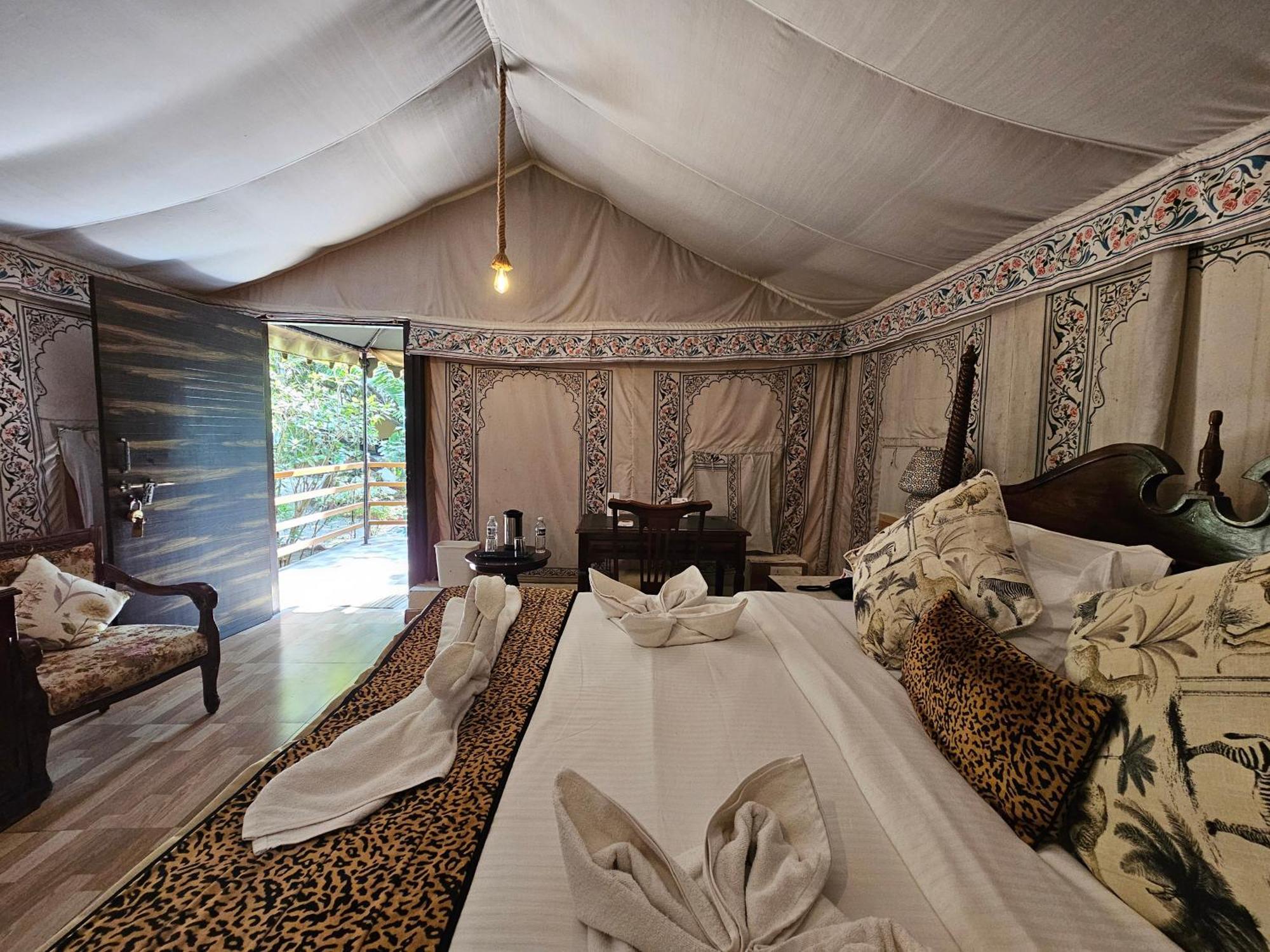 Готель Gir Lion Safari Camp By Trulyy, Sasan Gir Sodaori Екстер'єр фото